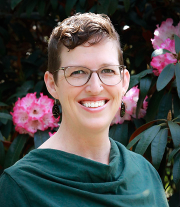 Dr. Elizabeth Watt