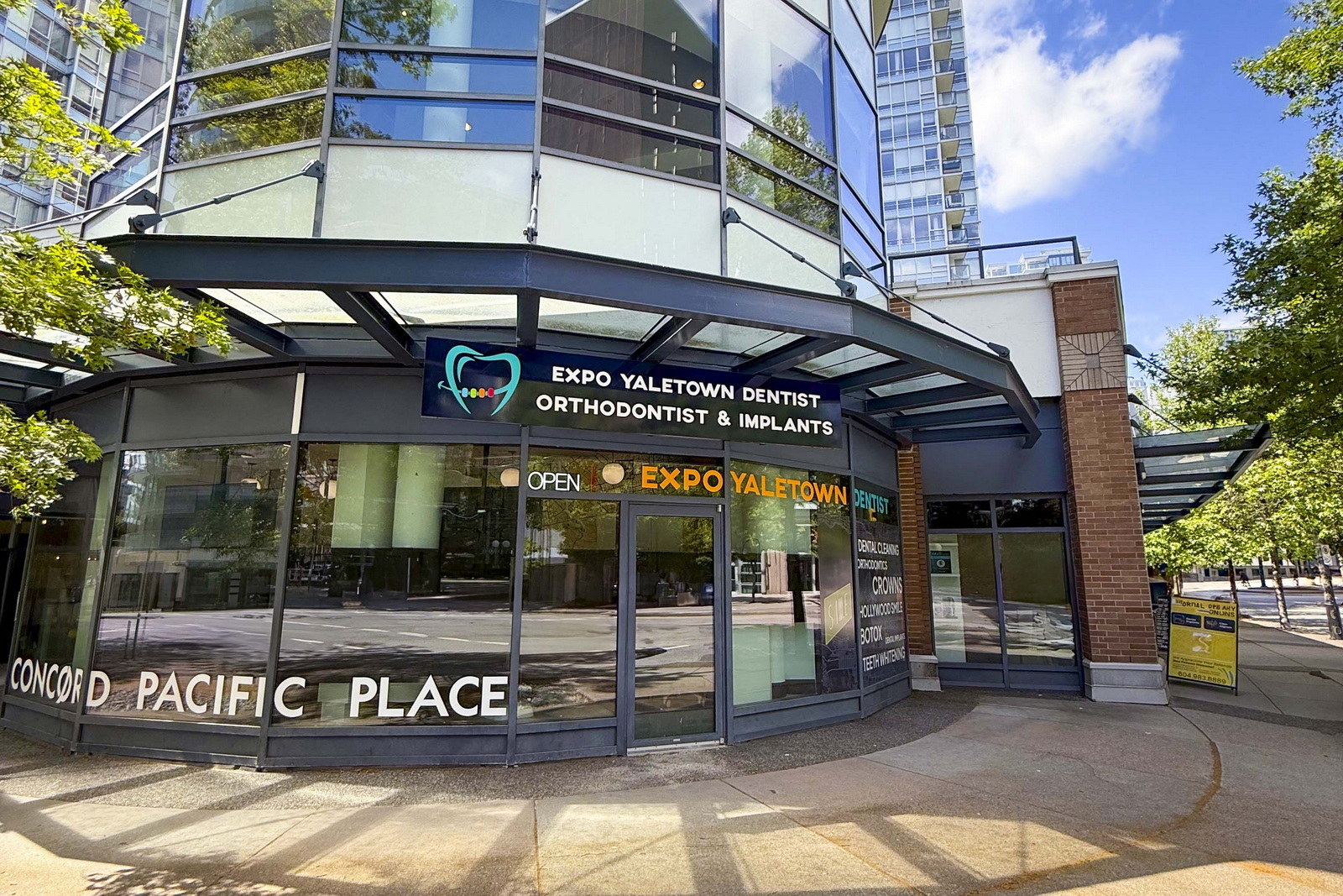 Expo Yaletown Dentist, Orthodontist & Implants