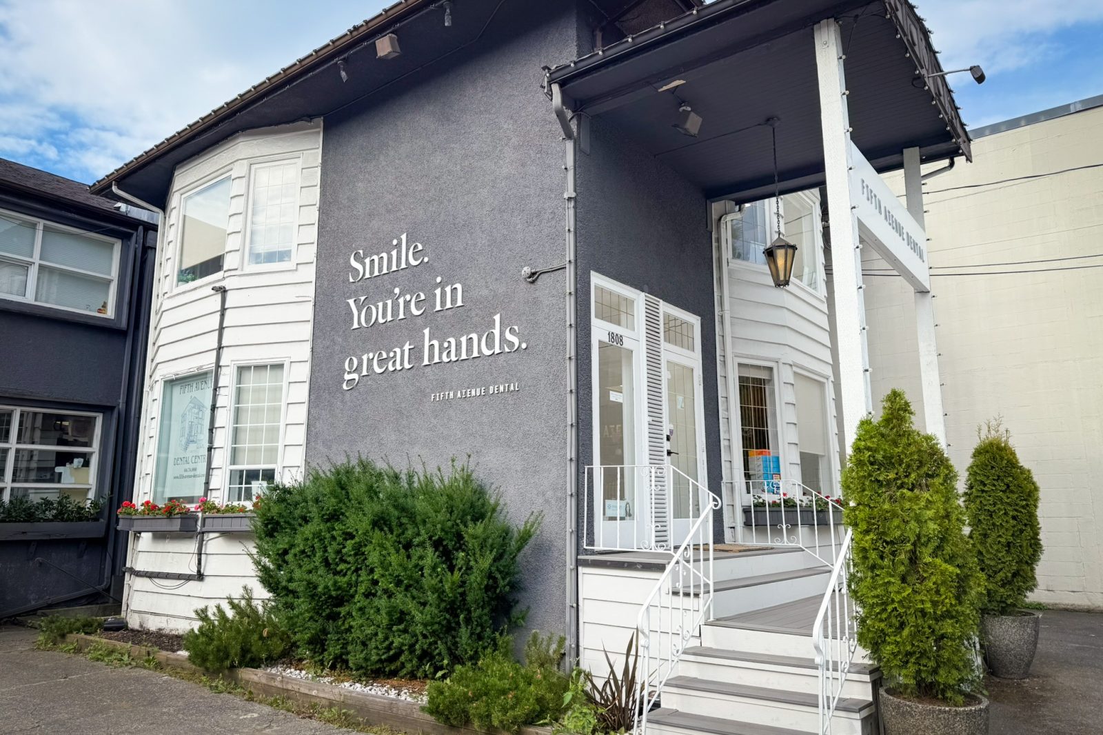 Fifth Avenue Dental Centre